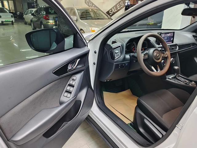 Mazda CX-4 2021, фото 6