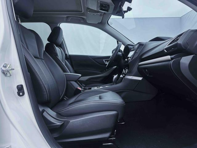 Subaru Forester 2022, фото 17