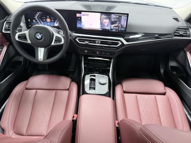 BMW 3 2023, фото 8