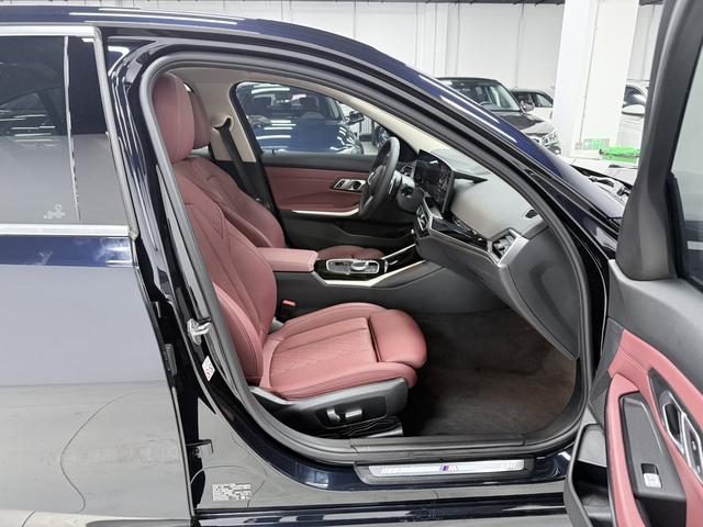 BMW 3 2023, фото 11