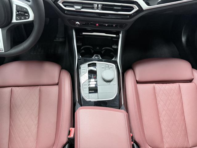 BMW 3 2023, фото 17