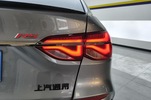 Chevrolet Onix 2022, фото 8