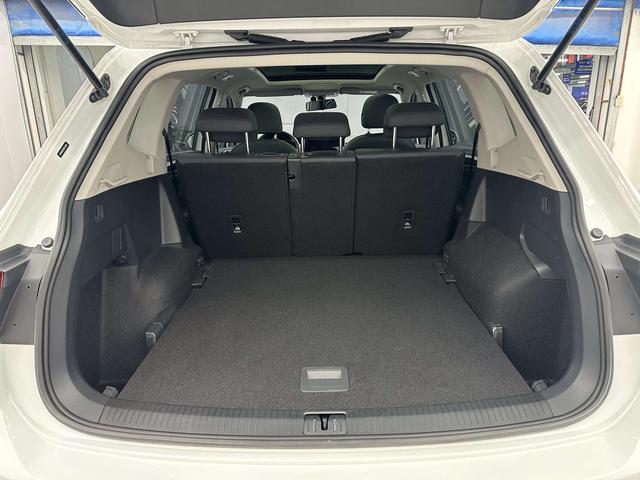 Volkswagen Tiguan 2023, фото 16
