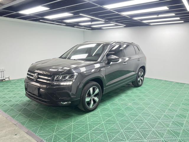Volkswagen Tayron 2021, 1.4 л турбо, робот (DCT), передний, пробег 35 000 км — авто из Китая с пробегом