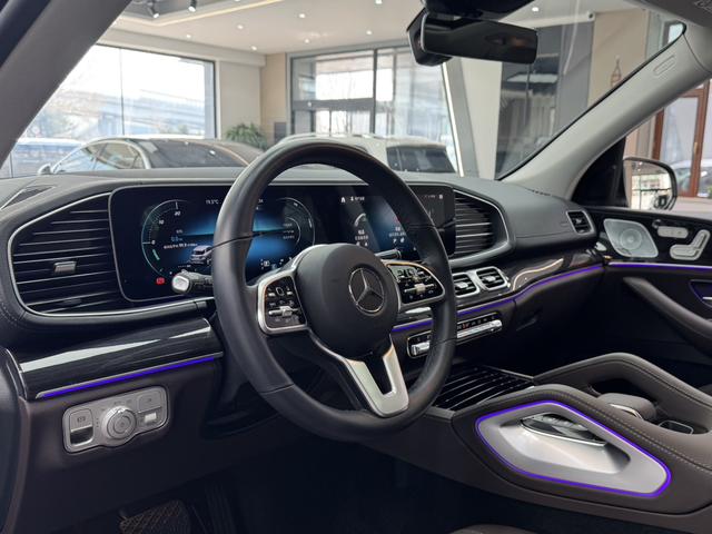 Mercedes-Benz GLE 2023, фото 8