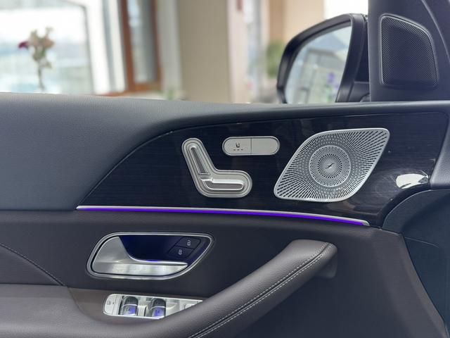Mercedes-Benz GLE 2023, фото 9