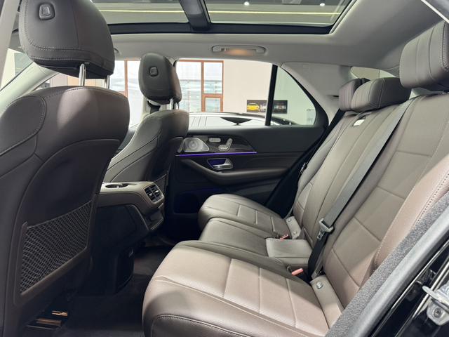 Mercedes-Benz GLE 2023, фото 13