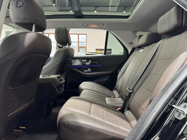 Mercedes-Benz GLE 2023, фото 14