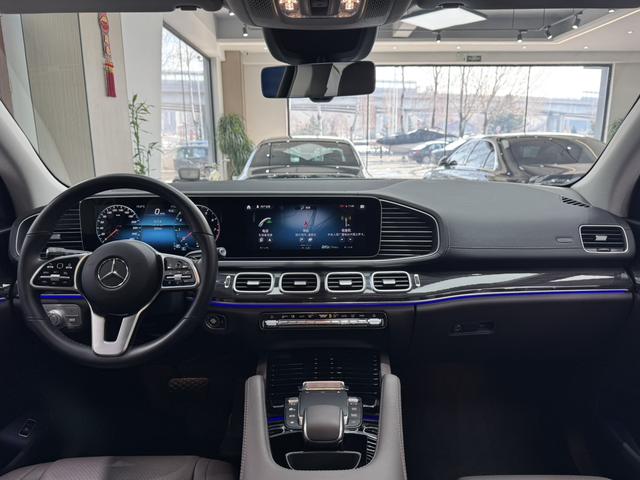 Mercedes-Benz GLE 2023, фото 16