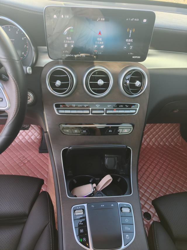 Mercedes-Benz GLC 2022, фото 16