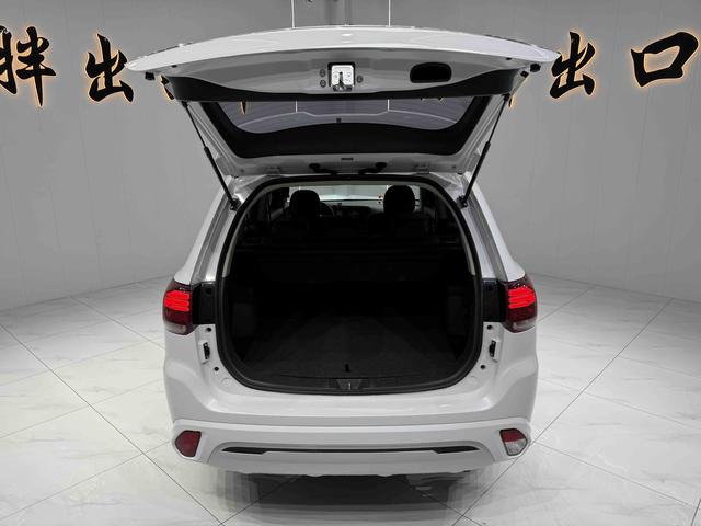 Mitsubishi Outlander 2021, фото 16