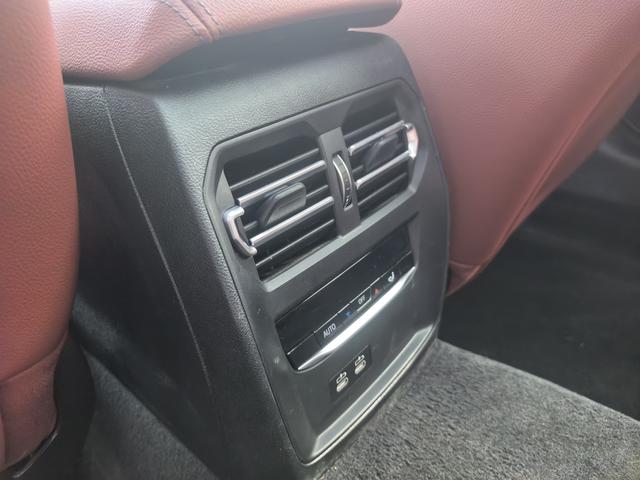 BMW 3 2023, фото 15