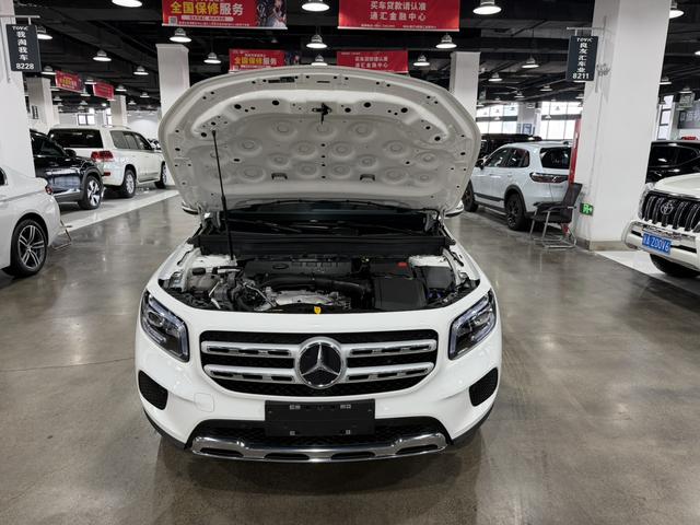 Mercedes-Benz GLB 2023, фото 17