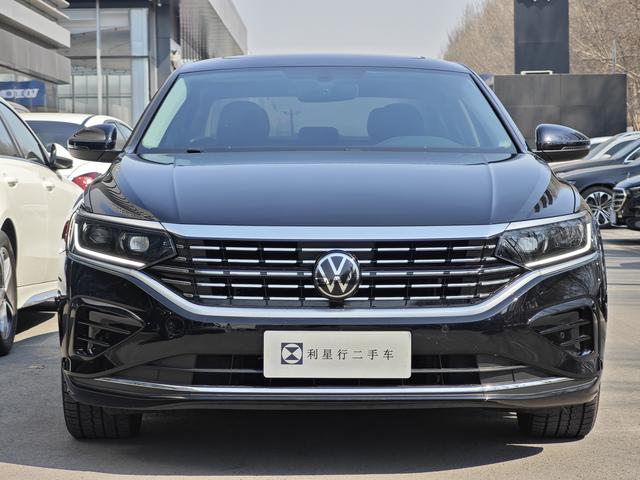Volkswagen Passat 2022, фото 3