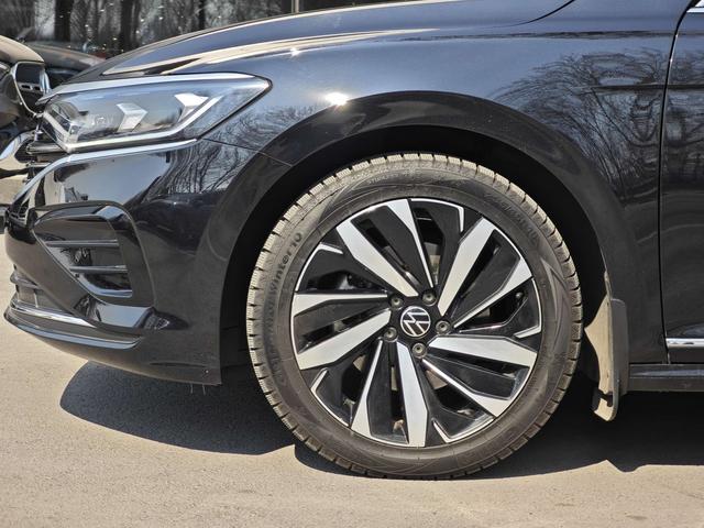 Volkswagen Passat 2022, фото 7