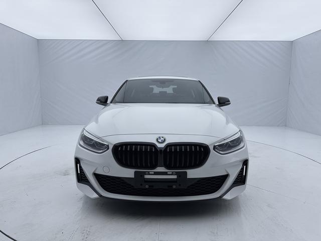 BMW 1 2021, фото 2
