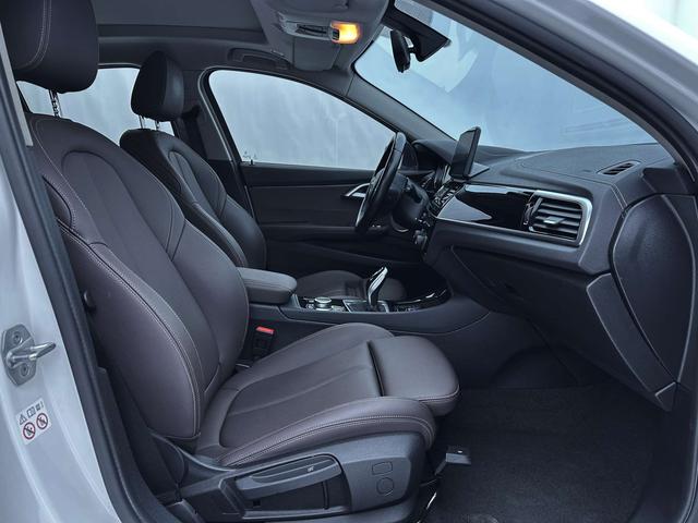 BMW 1 2021, фото 14