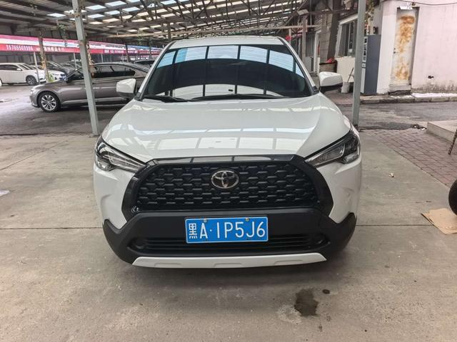 Toyota Corolla Cross 2023, фото 2