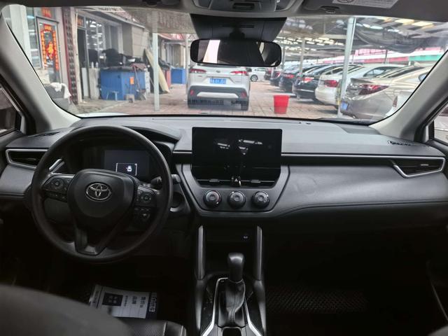 Toyota Corolla Cross 2023, фото 7
