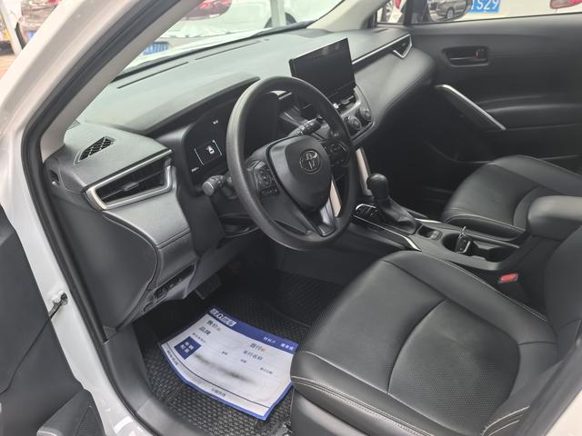 Toyota Corolla Cross 2023, фото 8
