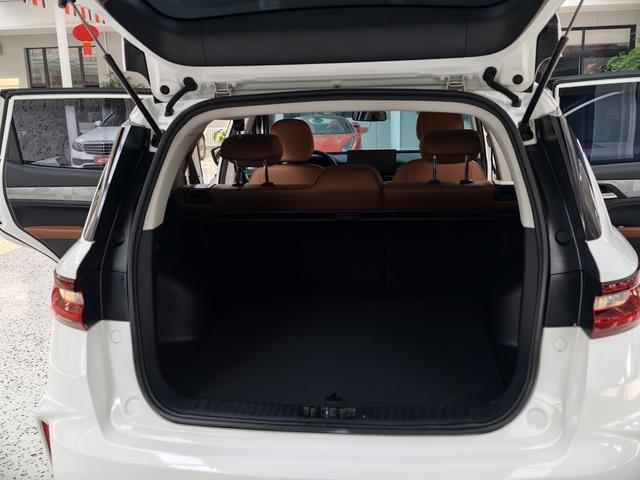 Geely Emgrand X6 2021, фото 16