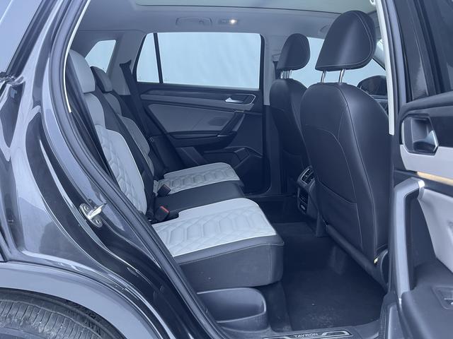 Volkswagen Tayron 2023, фото 16