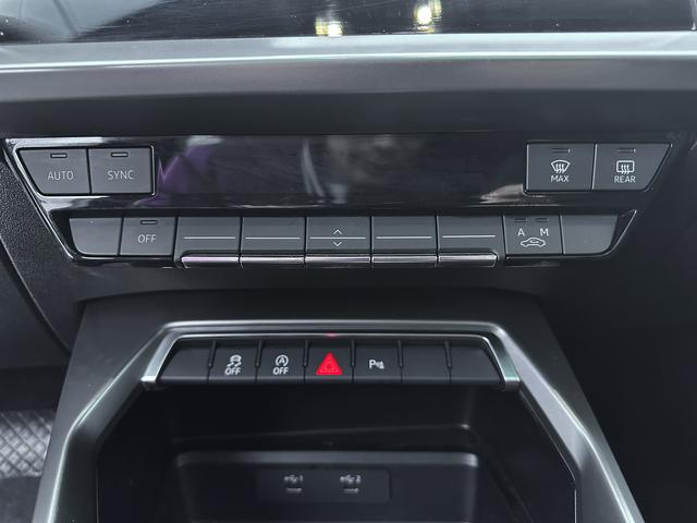 Audi A3 2021, фото 14
