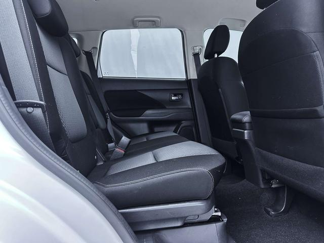 Mitsubishi Outlander 2021, фото 15
