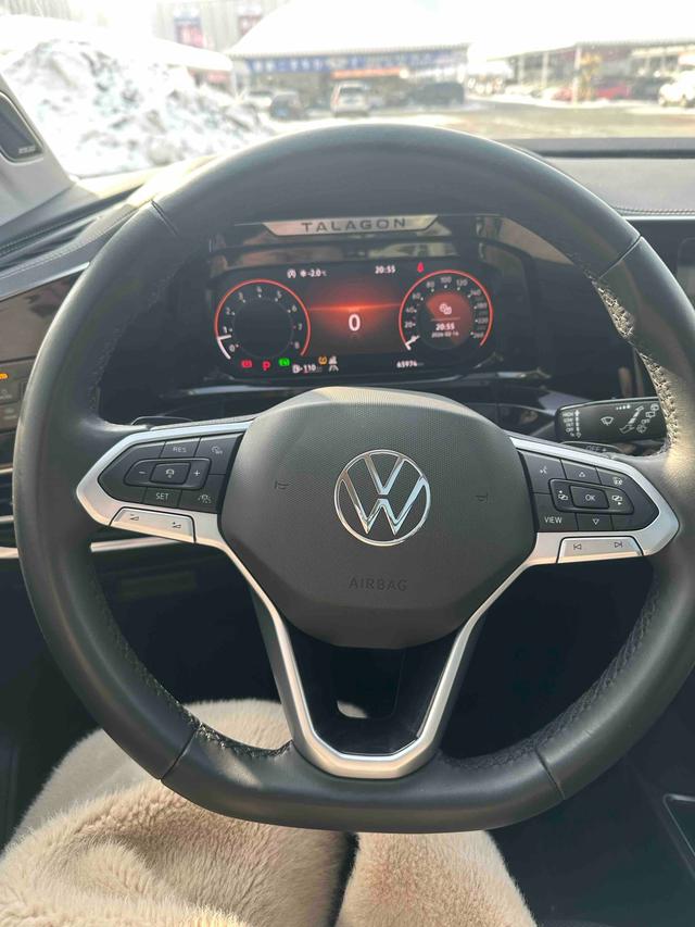 Volkswagen Tiguan 2023, фото 14