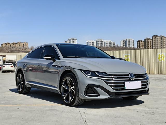 Volkswagen CC 2023, фото 3