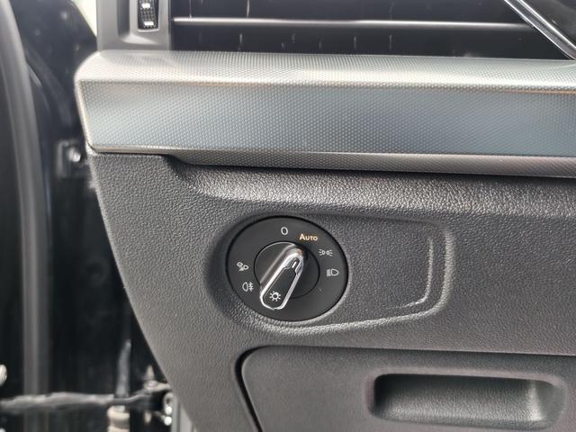 Volkswagen Passat 2023, фото 12