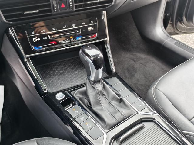 Volkswagen Passat 2023, фото 13