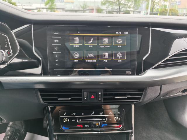Volkswagen Passat 2023, фото 15