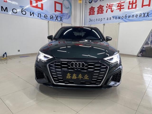 Audi A3 2023, фото 2