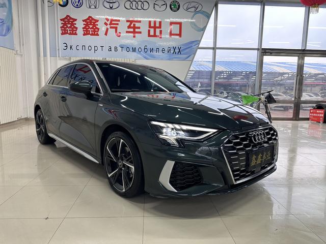 Audi A3 2023, фото 3