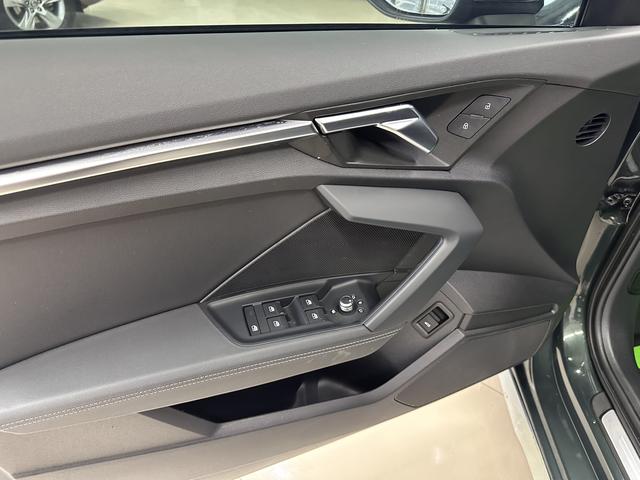 Audi A3 2023, фото 7