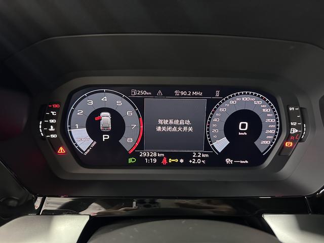 Audi A3 2023, фото 9