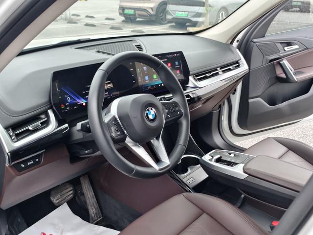 BMW X1 2023, фото 17