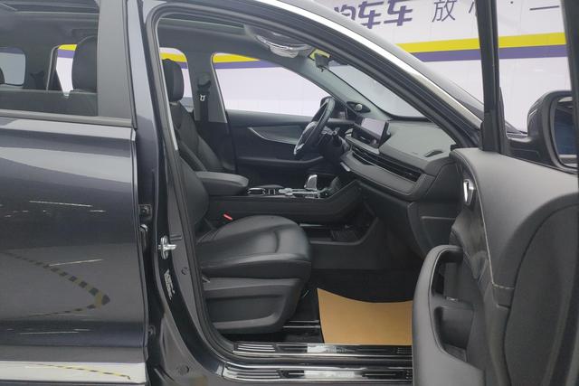 Chery Tiggo 8 Plus 2022, фото 6