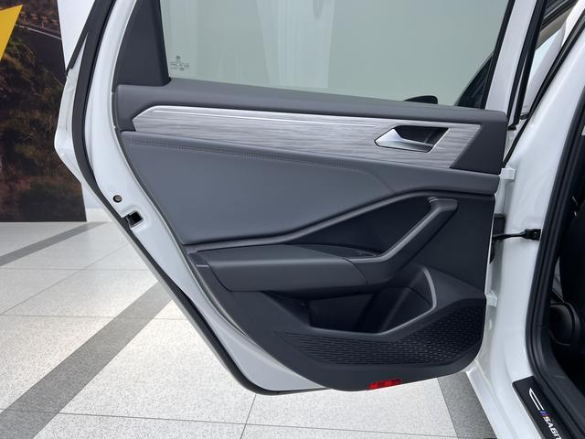 Volkswagen Jetta 2023, фото 14