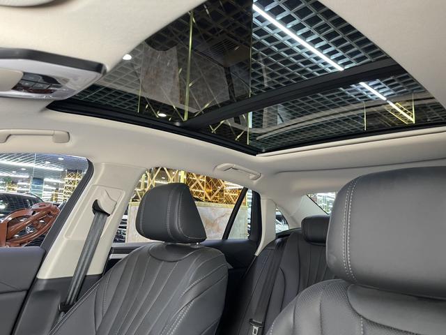 Hongqi H5 2025, фото 10