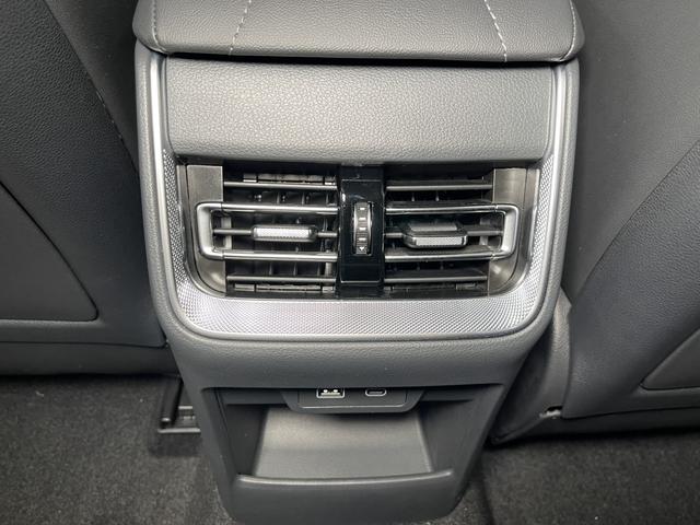 Hongqi H5 2025, фото 11