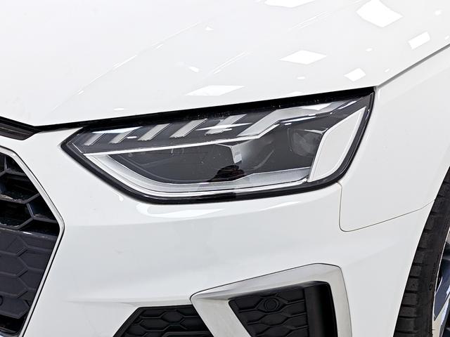 Audi A4L 2022, фото 19