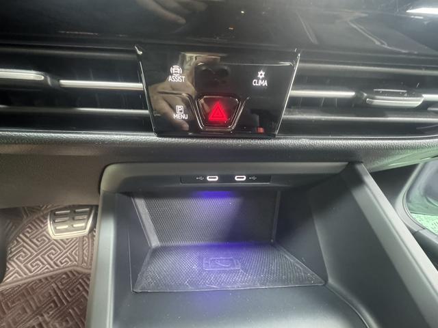 Volkswagen Golf 2022, фото 14