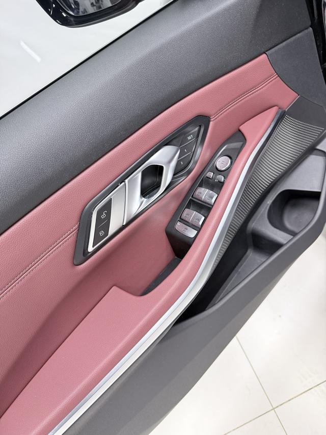 BMW 3 2023, фото 14