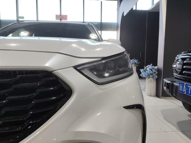 Toyota Crown 2024, фото 16