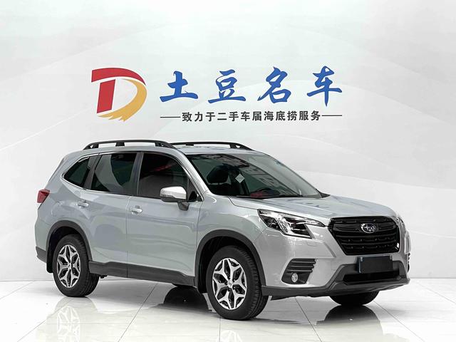 Subaru Forester 2022, фото 3