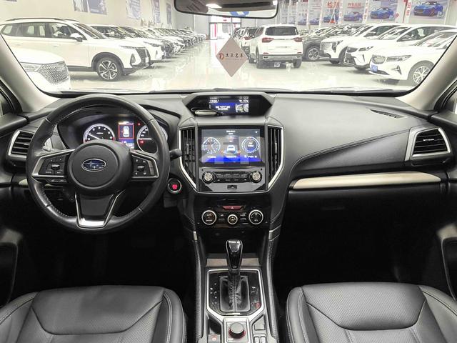 Subaru Forester 2022, фото 13