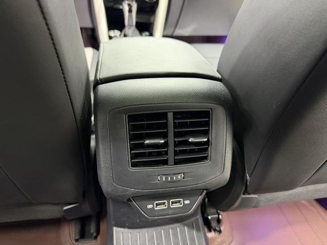 Volkswagen Tayron 2023, фото 17