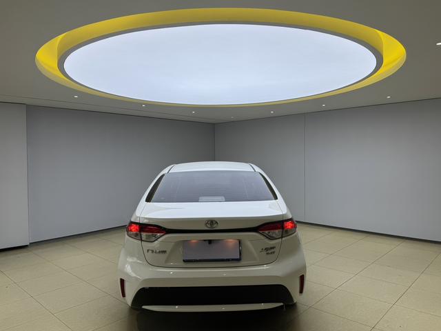 Toyota Corolla 2022, фото 5